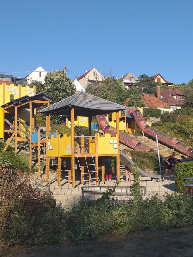Galéria Apartman Veszprém Exterior foto