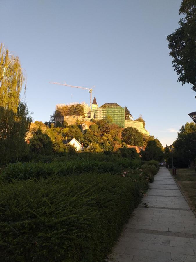 Galéria Apartman Veszprém Exterior foto